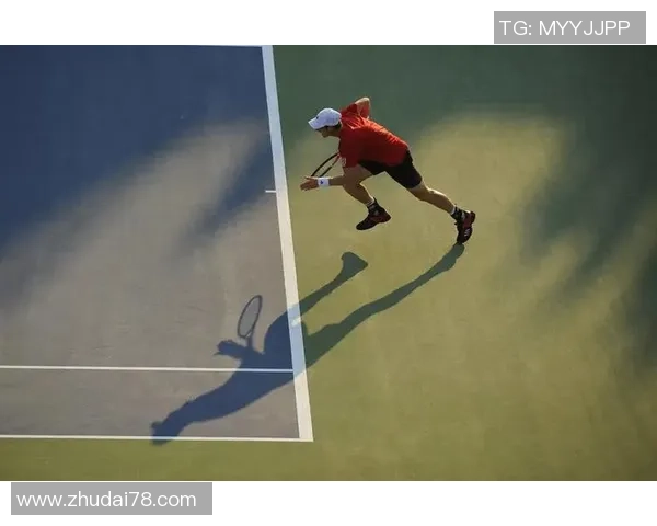 南京网球队技术揭秘：网球巨献背后的训练与策略探讨