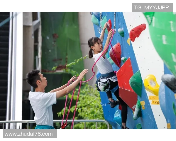 深圳攀岩队实力解析:如何在全国攀岩赛中脱颖而出 深圳攀岩队实力解析:如何在全国攀岩赛中脱颖而出