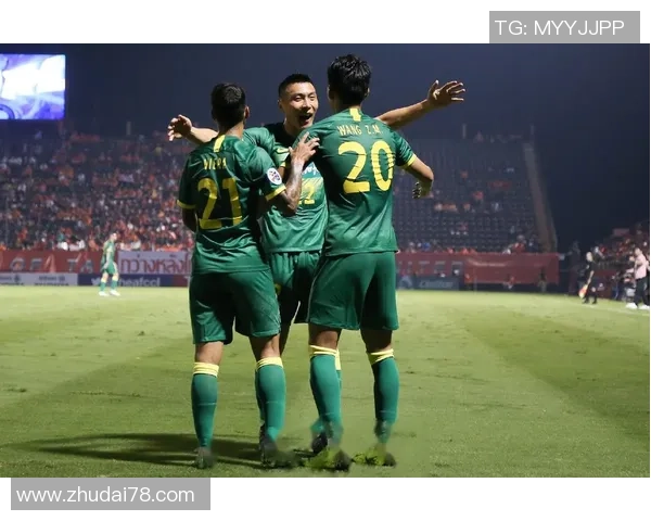 国安与清莱联激战正酣比分悬念迭起引发球迷热议