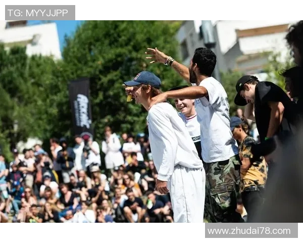 成都街舞队在极限运动嘉年华中以98分稳居积分榜首位